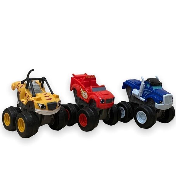 Blaze and the Monster Machines Slam & Go Racers Cars Blaze, Crusher, and Stripes - Picture 1 of 10